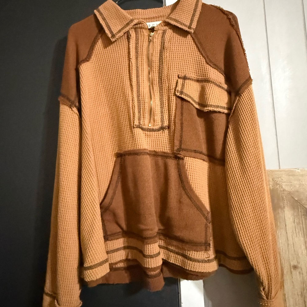POL Men's Tan and Brown Zip Up Sweater